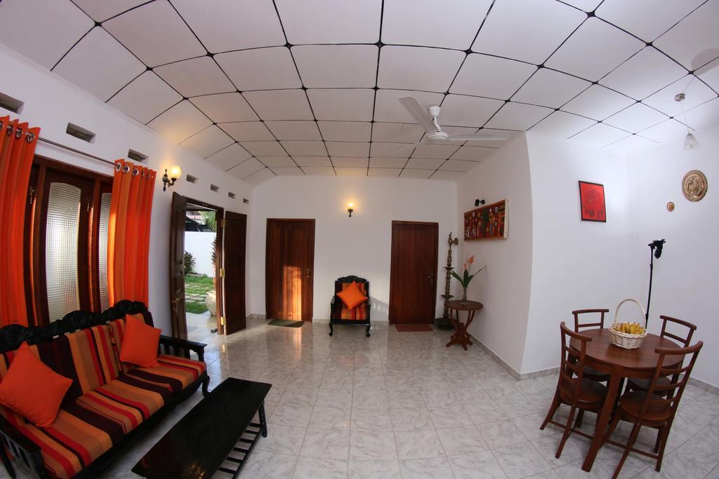 Summer Dew Villa Talpe Ruang foto