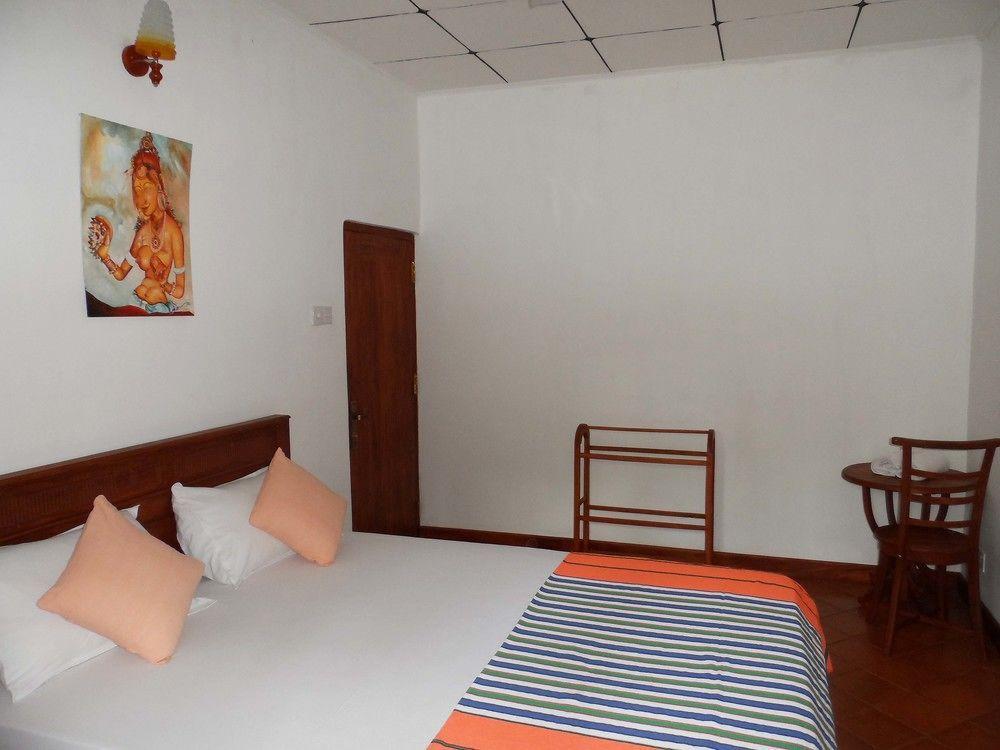 Summer Dew Villa Talpe Bagian luar foto